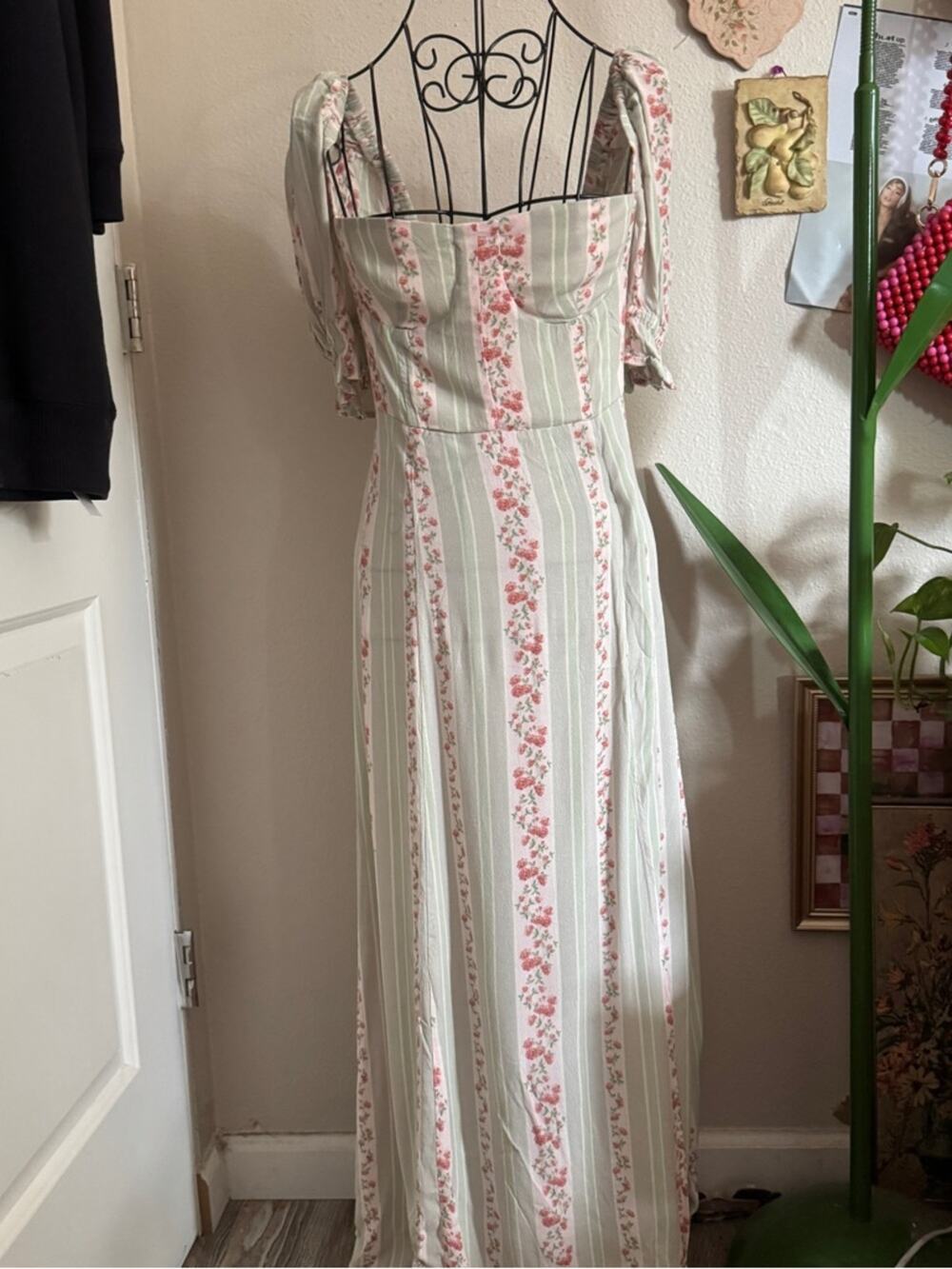 WeWoreWhat Floral Midi Dress 8